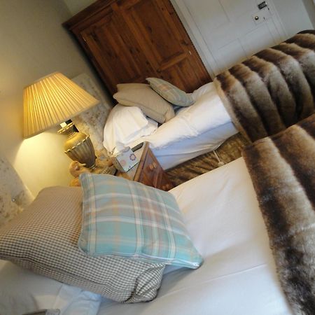 Bed and Breakfast Cary Fitzpaine House Babcary Habitación foto