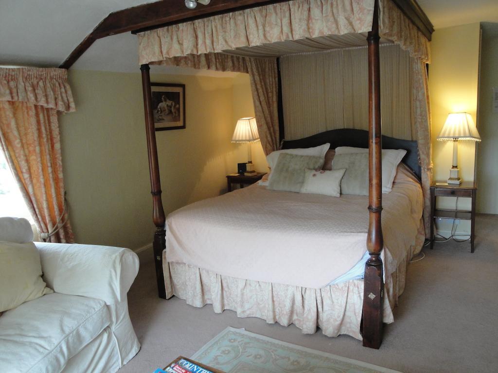 Bed and Breakfast Cary Fitzpaine House Babcary Habitación foto